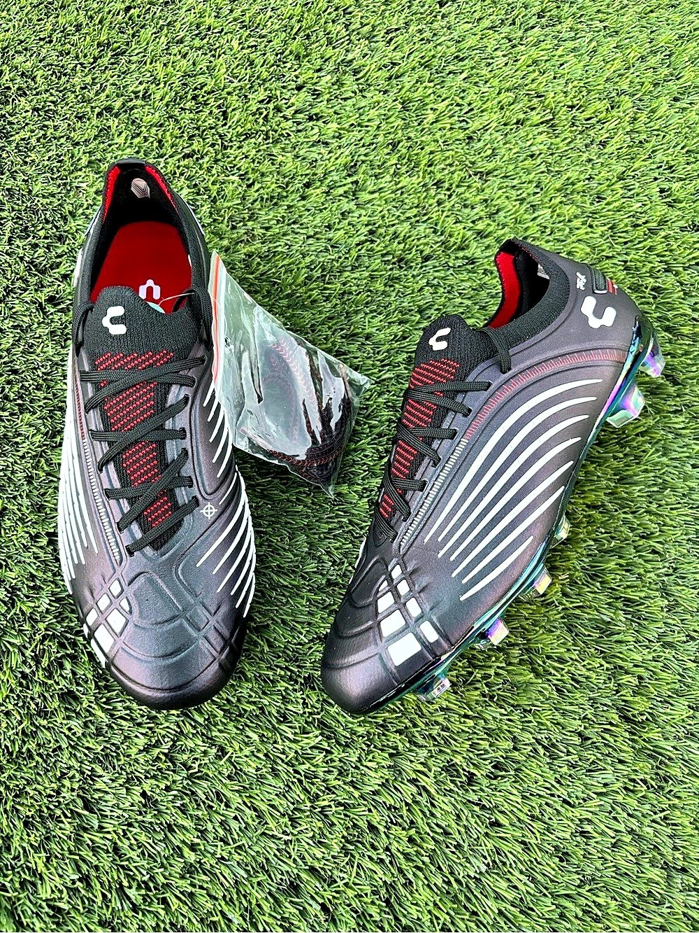 CHARLY PFX STINGR SOCCER CLEATS SIZE 8.5